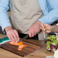 Planche à découper en bois d'acacia avec résine époxy bleu océan et poignée, planche de découpe durable pour charcuterie et service en cuisine