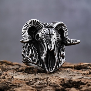 Anillos de Calavera Negra Personalizados para Motociclistas, Anillos de Acero Inoxidable con Diseño de <span class=keywords><strong>Lucifer</strong></span>, Cabra, Carnero y <span class=keywords><strong>Diablo</strong></span> para Hombres y Mujeres - Product Image 3