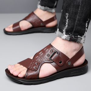 Sandales d'été pour hommes Vente en gros de chaussures de plage antidérapantes à <span class=keywords><strong>semelle</strong></span> épaisse pour usage extérieur Sandales de papa d'âge moyen à double usage - Product Image 3