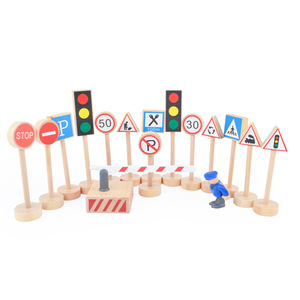 Jouets en bois, signes <span class=keywords><strong>de</strong></span> route, expédition rapide, panneaux <span class=keywords><strong>de</strong></span> circulation pour enfants - Product Image 3