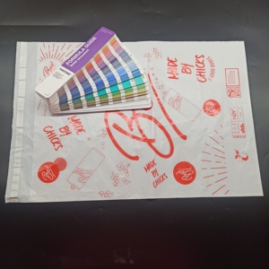 Personnalisation de carte de couleur Pantone <span class=keywords><strong>en</strong></span> résine biodégradable de style HQ PLA Graffiti sacs de dessin personnalisés - Product Image 4