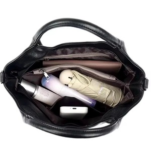 Bolso de Hombro Ecológico para Mujer, Bolso de Moda para Oficina, Uso Casual y de Fiesta, Disponible a un Precio Razonable - Product Image 2