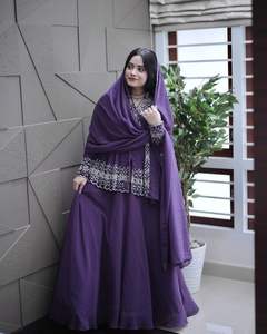 La plus belle Fausse Georgette avec séquence de broderie fonctionne avec Zari Design Work Lehenga Choli pour mariage Wear Function Choli - Product Image 3