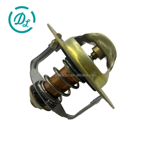 Thermostat diesel EexcavaStart 1-13770070-0 1137700700 6BD1 6BG1 compatible avec les excavatrices EX200-5 EX100-5 - Product Image 2