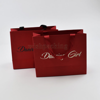 Sac à provisions de luxe en papier pour vetements chaussures cadeaux cosmetiques avec poignees diverses, avec impression du logo