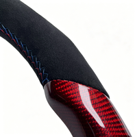 Volante Deportivo Personalizado CCExcellent en Fibra de Carbono Roja y Negra con Empuñaduras de Cuero para BMW Serie 5 F10 F15 F18 M5
