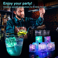 Glaçons à éclairage Offre Spéciale Glaçons à LED Glaçons étanches dans le noir pour Bar Fournitures Fête d'été Déco de mariage