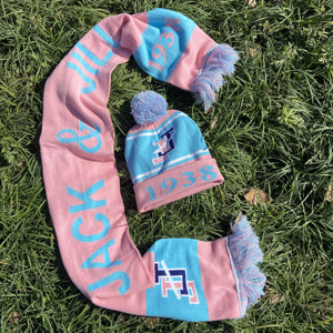 Set <span class=keywords><strong>Sciarpa</strong></span>, Cappello <span class=keywords><strong>e</strong></span> <span class=keywords><strong>Guanti</strong></span> JJOA per Donne, Rosa Chiaro <span class=keywords><strong>e</strong></span> Blu, con Lettere Greche, Confraternita 'Dal 1938', Jack and Jill of America - Product Image 2