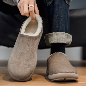 Bandeau UGG, pantalon court en 100 % laine avec doublure polaire, pantoufles confortables pour les journées paresseuses et chaussures de style vêtement d'extérieur - Product Image 5