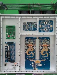 Chuyên nghiệp 2kw TV <span class=keywords><strong>Transmitter</strong></span> kỹ thuật số <span class=keywords><strong>DVB</strong></span>-<span class=keywords><strong>T2</strong></span> TV <span class=keywords><strong>Transmitter</strong></span> - Product Image 3