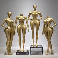 Mannequin féminin premium taille plus, hanches et cuisses courbes, idéal pour les vêtements grande taille, les diffusions en direct et les présentoirs en magasin