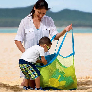 Bolsa de playa de malla grande multicolor, bolsa portátil resistente a la arena con orificio para colgar, almacenamiento plegable y transpirable para juguetes - Product Image 1