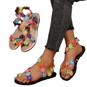 New Style Toe-up Colorful Women's <b>Sandals</b> Vacation Lightweight Petal-shaped Large Size Beach Shoes PU Fashion Trend - Product Image 5