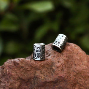 Souvenirs nordiques bijoux <span class=keywords><strong>viking</strong></span> en acier inoxydable <span class=keywords><strong>perle</strong></span> <span class=keywords><strong>de</strong></span> <span class=keywords><strong>barbe</strong></span> <span class=keywords><strong>de</strong></span> patte <span class=keywords><strong>de</strong></span> loup nordique - Product Image 2