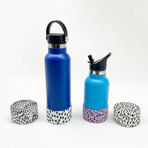 Impression par transfert d'eau 12-40oz bouteille d'eau tasse couvercle <span class=keywords><strong>de</strong></span> protection anti-dérapant couvercle inférieur bol d'eau pour animaux <span class=keywords><strong>de</strong></span> compagnie bouchon <span class=keywords><strong>de</strong></span> bouteille en silicone - Product Image 6