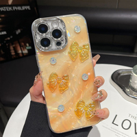 Coque de téléphone colorée dégradée avec nœud, perles et papillons en cristal pour Redmi A3, Samsung A07, iPhone 15, 16, 17 Pro Max