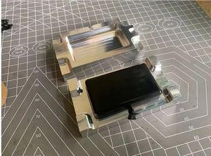 Pequeña máquina de moldeo por inyección de sobremesa vertical manual para PVC 10g plástico sin molde CE - Product Image 4