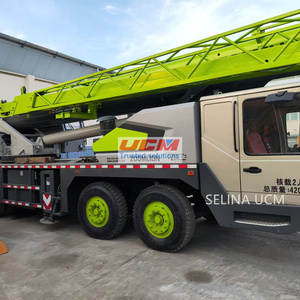 Zoomlion 55 Ton ZTC550H Boom 5-section 43m Auxiliary Boom 16m Truck <span class=keywords><strong>Grue</strong></span> d'<span class=keywords><strong>occasion</strong></span> de 2018 ans - Product Image 2