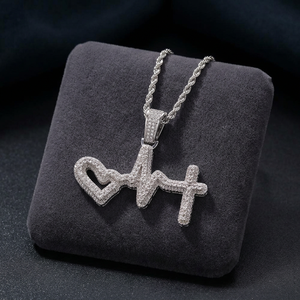 Colgante de Moissanita con Cruz de Corazón, Plata 925 con Baño de Rodio, Estilo Hiphop, Joyería Unisex - Product Image 2