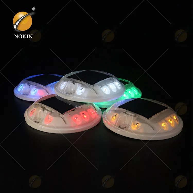 Boîtier PC yeux de chat 10 perles LED clignotantes lumière de goujon de route pour Port de quai IP68 étanche sans fil surélevé goujons de route à énergie solaire