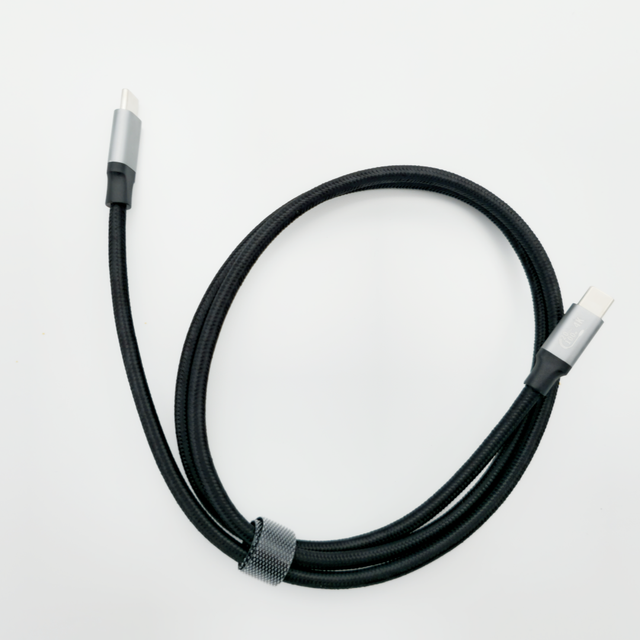 Metal Housing 5A 100W 20Gbps Fast Charge USB-C to USB-C USB3.2 Gen2 Cable