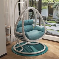 Fauteuil suspendu double moderne en rotin pour extérieur, balançoire de patio pour 2 personnes, chaise suspendue en osier avec coussin pour cour
