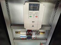 Nueva Fresadora CNC de 3 Ejes AR1325 1530 de Alta Rigidez con Mesa de Vacío y Sistema de Recolección de Polvo para Madera