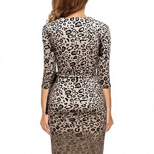 Vestido cruzado hasta la rodilla con estampado de leopardo, cuello en V, manga tres cuartos, ajustado y con detalle fruncido para fiesta, ropa de otoño - Product Image 2