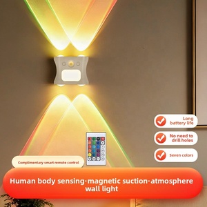 Lampada Notturna Intelligente con Sensore di Movimento, Luce Atmosferica RGB Sfumata, Ricaricabile, Lampada da Parete LED con Attrazione Magnetica - Product Image 2