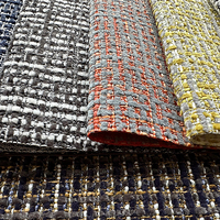 Tissu chenille en polyester teint en fil de haute qualité pour ameublement et textiles de maison, poids moyen 520 g/m², fabriqué en Chine