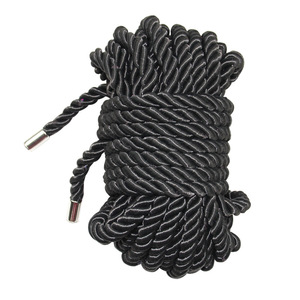 Corde en coton noir 10M avec embout métallique de forme ronde pour bondage et jeux coquins, usage adulte - Product Image 1