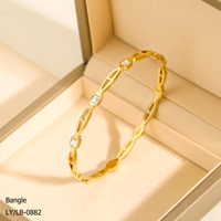Bracelet jonc en acier inoxydable plaqué or de haute qualité avec zircon, élégant, polyvalent et tendance, pour femme - Vente en gros