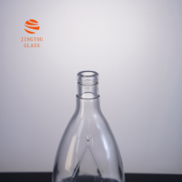 Bouteille de vin en verre en forme de larme 700 ml, bouteille de vin en verre à parois épaisses, adaptée à l'emballage du whisky, du brandy et de la vodka