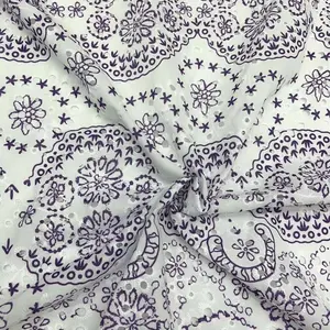 2023 motifs de conception tissu imprimé Polyester personnalisé 100 tissu en mousseline de soie imprimé numérique Polyester pour robes