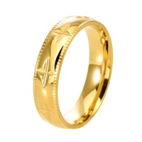 Vente en gros de bagues de luxe en acier inoxydable bagues de couple tendance en forme de feuille d'engrenage en érable pour homme et femme