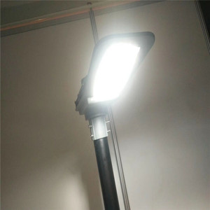 Farola Solar LED de 40-90W, Monocristalina, Aleación de Aluminio, Montaje en Pared, Exterior, Impermeable, para Iluminación de Caminos de Aldeas - Product Image 2
