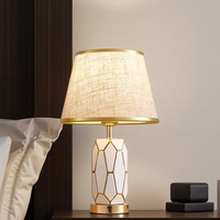 Lampe de table en céramique de style moderne en métal 220V alimenté en courant alternatif pour chambre à coucher chevet salon étude conception simple