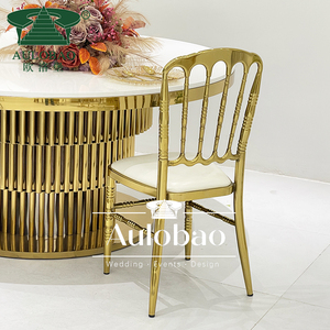 Chaise de salle à manger moderne de luxe en acier inoxydable doré empilable de style mid-century pour hôtel et appartement - Product Image 4