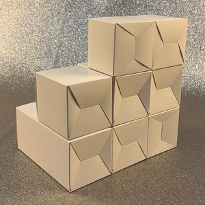 Boîtes en carton blanc Jianfeng 350 g/m², boîte pliante à fermeture rapide, emballage général, impression de logo personnalisée - Product Image 1