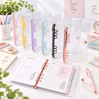 Classeur transparent en PVC à 6 anneaux avec couverture transparente, anneaux métalliques et fermeture à pression pour agenda, carnet, album photo, scrapbook - Vente en gros