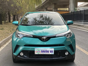 <span class=keywords><strong>Toyota</strong></span> C-HR 2.0L 2019 d'occasion en excellent état – SUV performant, économe en carburant, 5 portes, modèle d'exportation, véhicule fiable pour le transport quotidien - Product Image 2