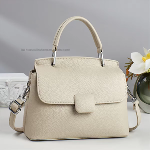Fashion Good Quality Ladies Trendy Shoulder Bags PU Leather Luxury Women's Handbags - Product Image 1