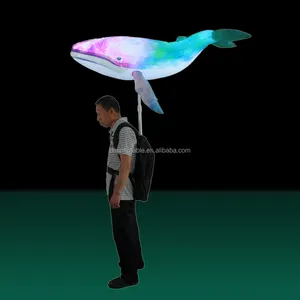 새로운 퍼레이드 장식 걷는 풍선 물고기 의상 무대 댄스 소품 사랑스러운 물고기 풍선 고래 꼭두각시