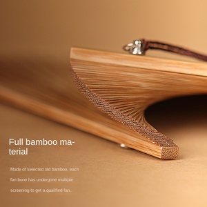 พัดลมมือถือพับได้ทำจากไม้ไผ่เป็นมิตรกับสิ่งแวด<span class=keywords><strong>ล</strong></span>้อมพร้อมทาสีดีไซน์สำหรับการตกแต่งบ้านในปีใหม่จีน - Product Image 3