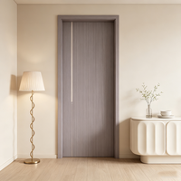Porte intérieure en PVC écologique personnalisée en usine, porte plate en bois étanche, résistante à l'humidité pour la décoration immobilière