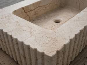 Lavabo de Mármol Beige Artesanal y Duradero con Exterior Acanalado, Encimera de Piedra Natural, Lavabo Personalizado para Baño - Product Image 1