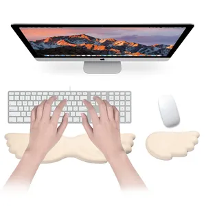Ergonomik karikatür melek kanat Mouse Pad bellek köpük yazarak için kaymaz tabanı ile ağrı kesici klavye bilek istirahat Mouse Pad seti