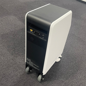 Générateur de stockage d'énergie domestique 5000W Lithium-ion LiFePO4 5KWH Portable 220V AC 4500W Station d'énergie solaire à charge PV - Product Image 1