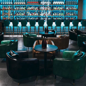 ชุดเฟอร์นิเจอร์โซฟาไม้เนื้อแข็งสไตล์วินเทจสำหรับบาร์คลับ พร้อมโต๊ะน้ำชาหินอ่อนแบบเรียบหรูสำหรับร้านกาแฟ - Product Image 4