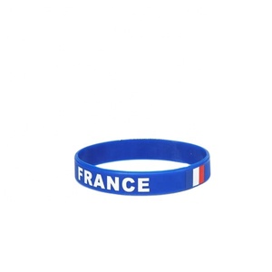 Bracelet en silicone avec drapeau national <span class=keywords><strong>de</strong></span> la <span class=keywords><strong>France</strong></span> 2026, Top 32 pays, bracelet pour <span class=keywords><strong>les</strong></span> fans <span class=keywords><strong>de</strong></span> la Coupe <span class=keywords><strong>de</strong></span> football française, tendance, en stock - Product Image 1